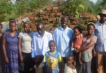 Farmers in Uganda evicted by oil palm plantations